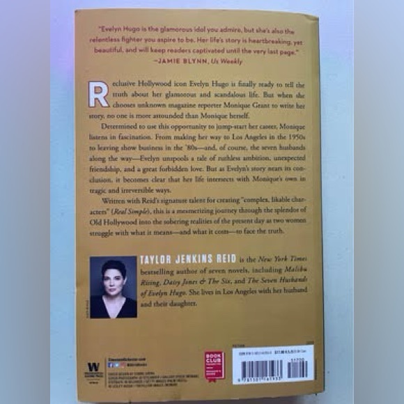 Book bundle - Picture 3 of 3